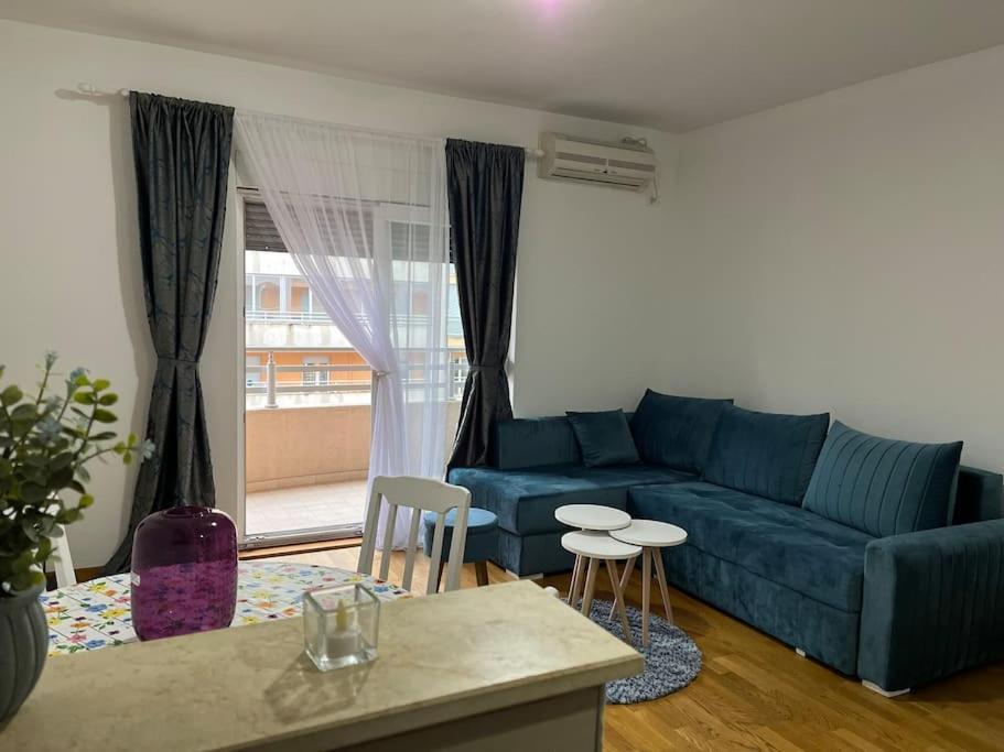 Lovely Apartment With The Parking Place Podgorica Exterior photo